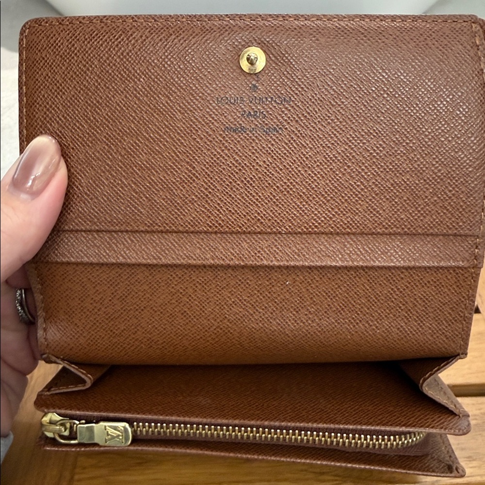 Louis Vuitton Brown and Gold Monogram Wallet - Picture 12 of 13